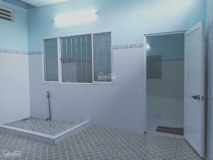 Cho thuê nhà riêng nguyên căn ngã ba Phú Mỹ DT 130m2, 2 phòng ngủ, 2 toilet - giá 2.2tr/tháng