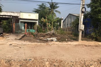 Chú Nam chính chủ cho thuê nhà mặt tiền ngang 8m DTSD 77m2 chỉ 2tr5 tại đường Trần Phú, Tây Ninh
