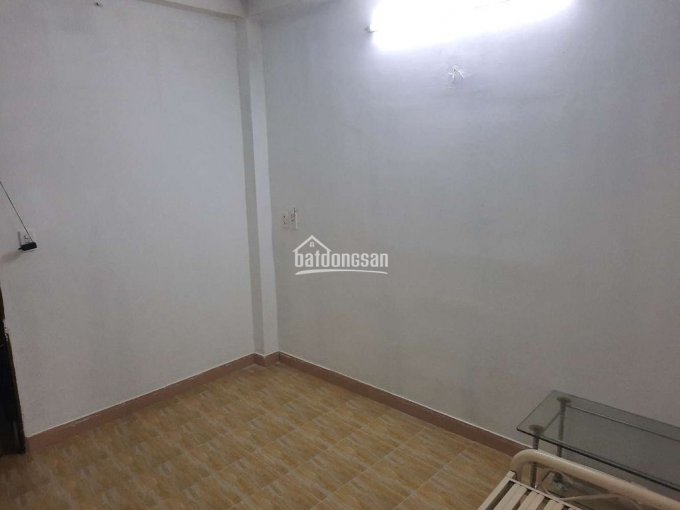 Phòng trọ nữ 30m2 đường Lê Hồng Phong