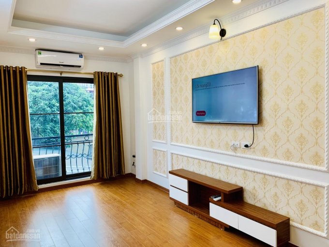 Cho thuê nhà 5 tầng mới xây gần Aeon mall Thạch Bàn, Long Biên. 30 m. Giá: 10 triệu/ tháng. 
