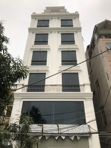 Cho thuê nhà 7 tầng mới xây tại Phường Phú Diễn, mặt tiền 7.5m, sẵn thang máy, ô tô vào tận nhà