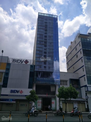 Cho thuê tòa nhà 14 Nguyễn Văn Trỗi, quận Phú Nhuận, 7.3mx28m, 10 tầng, giá 600 tr/th, 0901.449.811