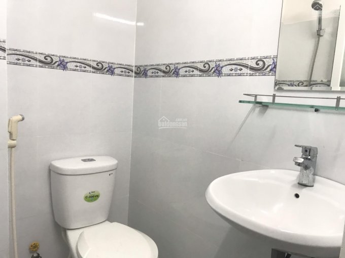 Phòng trệt 3tr9 đủ tiện nghi có bếp WC riêng tự do tại Hoàng Diệu