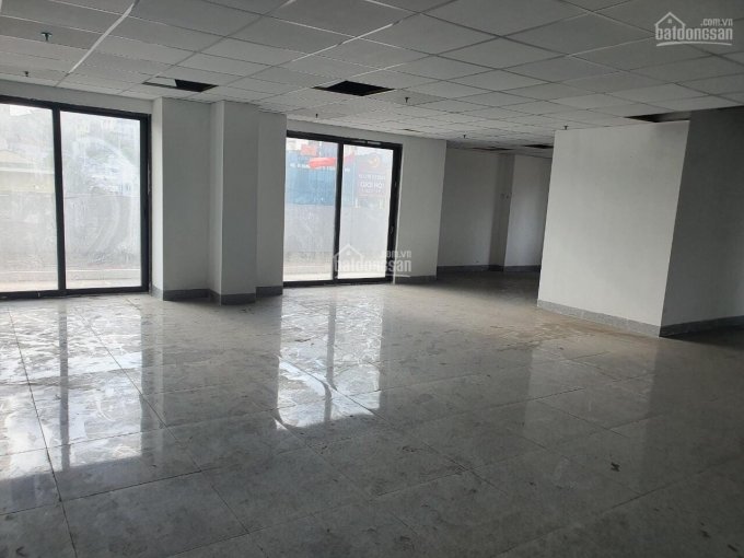 Cho thuê 500m2 sàn tầng 3 tòa nhà 30 tầng đường Trần Hưng Đạo, Hạ Long