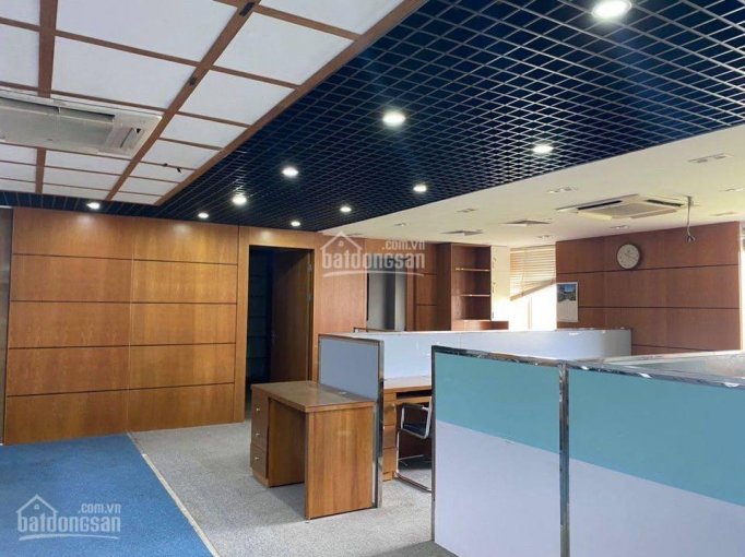 Cho thuê văn phòng sẵn nội thất 170m2 - 30tr tại Phạm Hùng, Trung Hoà, Cầu Giấy. 0388561144