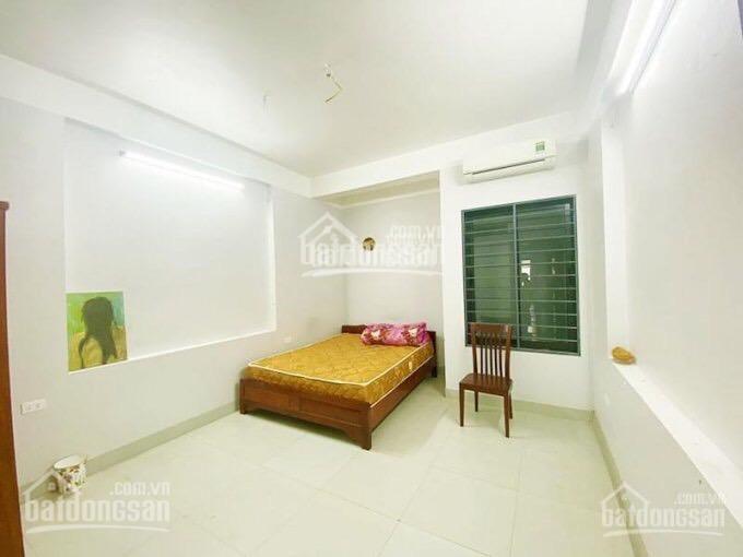 Cho thuê nhà riêng 5 tầng gồm 6 phòng ngủ, ô tô vào tận nơi, ngõ 124 Âu Cơ, Tây Hồ, Hà Nội
