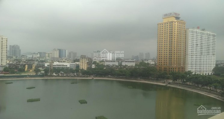 Cho thuê văn phòng trong toà nhà Lake View, TT2 cọc 3, miễn phí phí để xe máy và oto cho nhân viên