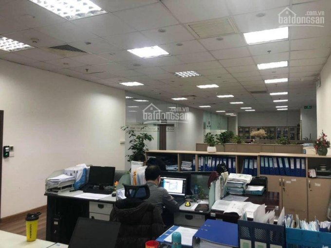 Chính chủ cho thuê sàn văn phòng 300 và 600m2 giá rẻ tại tòa VNT Ngã Tư Sở - Thanh Xuân - Hà Nội