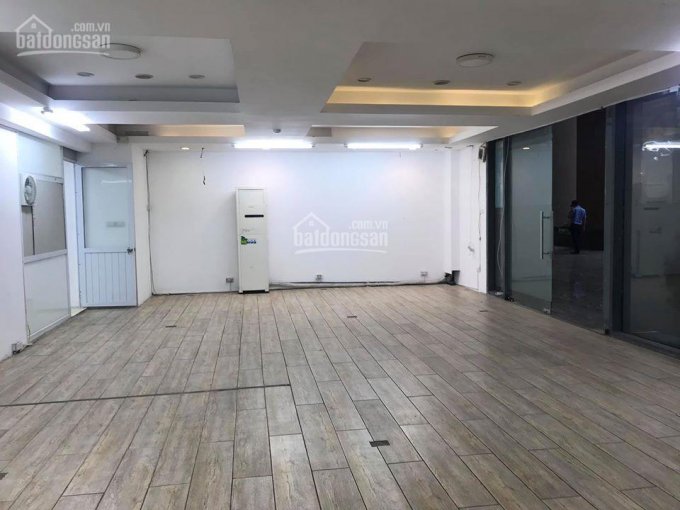 Cho thuê văn phòng tại tòa nhà Platinum Residence, Ba Đình 380m2 có cắt nhỏ giá 210.000đ/m2/th