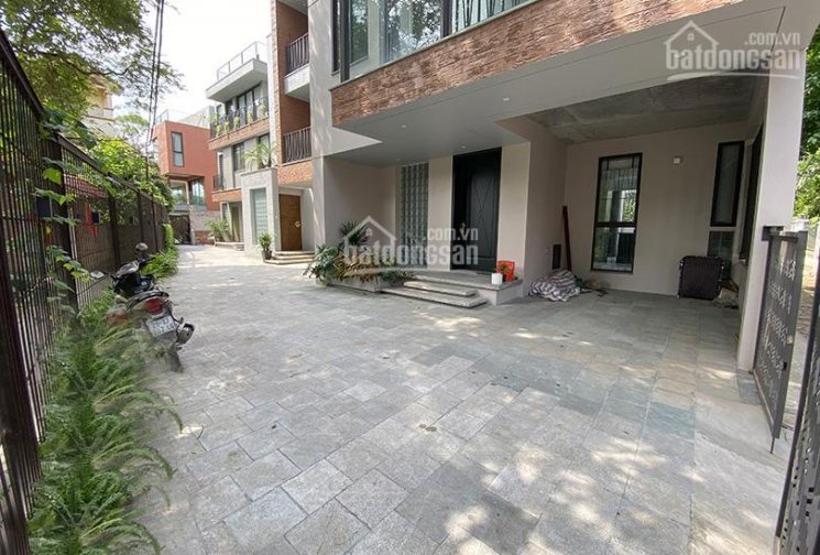 Cho thuê nhà riêng trong ngõ Ngọc Thụy, Long Biên, HN, giá 47 triệu/th. LH 0976085989