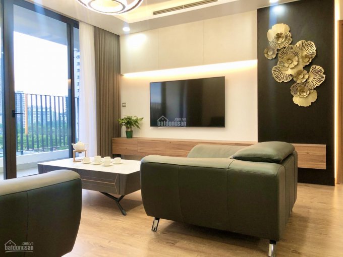 Bán căn hộ 86.54m2 3PN hướng ĐN view công viên Cầu Giấy, nội thất nhập khẩu