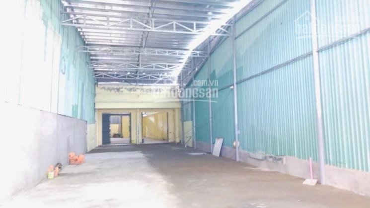 Cho thuê kho 350 m2 mặt tiền Nguyễn Văn Linh, 20 triệu/th