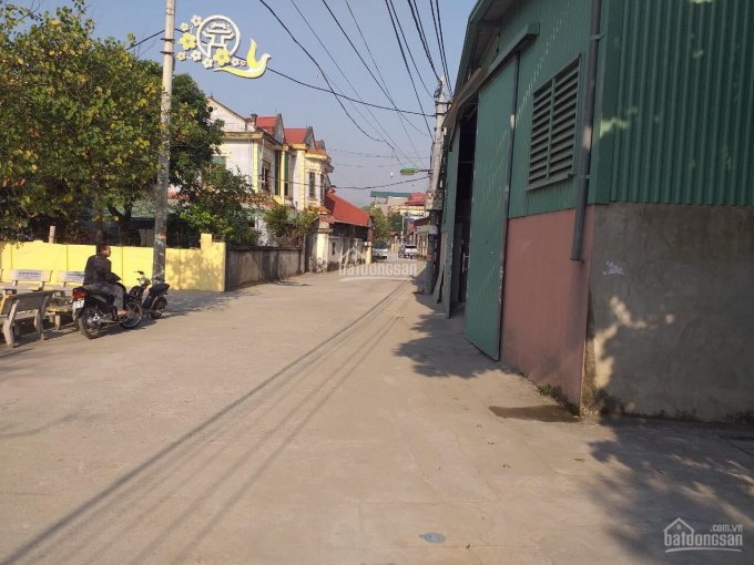 Chính chủ - Cho thuê kho xưởng gần KCN Ngọc Hồi (300m2) - Đường ô tô quay đầu