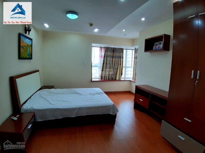 Bán căn góc 188m2, 3PN, lầu cao, nội thất đẹp nhất CC Saigonres Nguyễn Kim, giá tốt. LH 0944333968