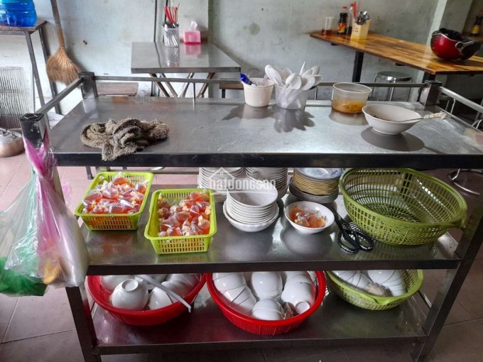 Sang nhượng quán ăn cơm văn phòng quận Tân Phú