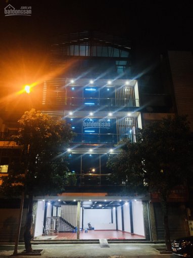 Cần cho thuê nhà phố Quang Lai, kinh doanh, mở văn phòng tại Thanh Trì 200m2