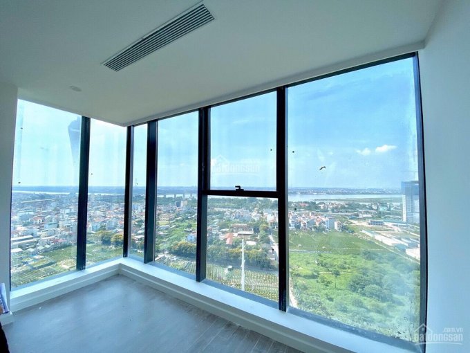 Bán căn 117m2 S3 view sông Hồng dự án Sunshine City tầng cao giá 5.1 tỷ bao phí. Rẻ nhất thị trường