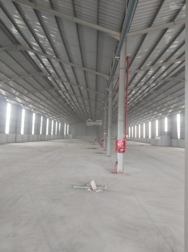 Cho thuê xưởng hoặc kho chứa hàng 3800m2 ở phường Bình Chuẩn Thuận An, Bình Dương LH: 0972701709