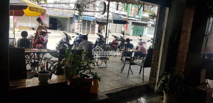 Cần chuyển nhượng quán cafe kinh doanh ổn định