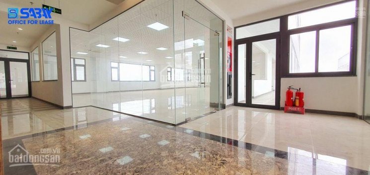 Ban quản lý tòa Charmvit 117 Trần Duy Hưng cho thuê văn phòng DT từ 50m đến 500m, giá từ 220ng/m2