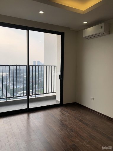 Bán căn hộ 132m2 tòa N01-T1 Ngoại Giao Đoàn ban công Bắc view hồ. Liên hệ 0905 618 555