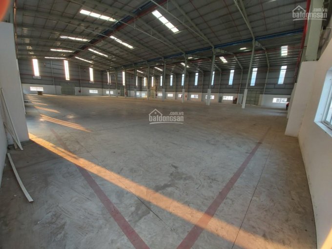 Cho thuê kho 5.600m2 giá 392 triệu xã Đức Hoà Hạ. Huyện Đức Hòa tỉnh Long An