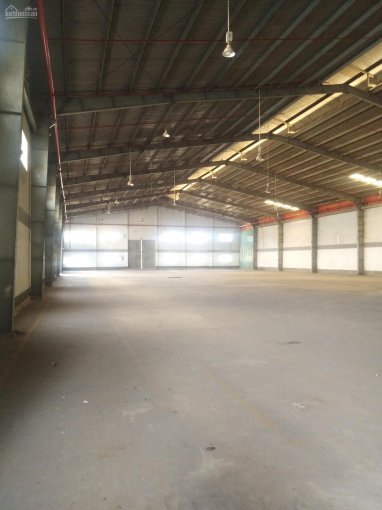 Cho thuê kho, nhà xưởng 1100m2, 1300m2 giá chỉ 103.000đ/m2 Cát Lái Quận 2