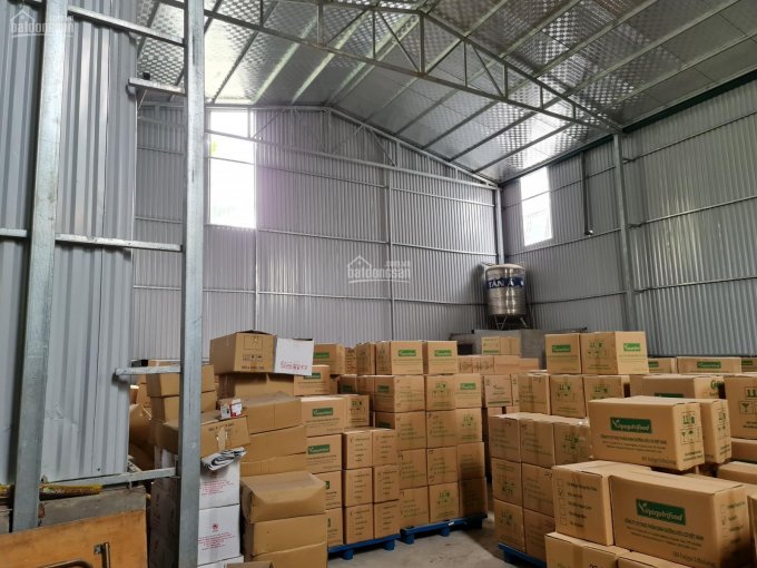 Cho thuê kho xịn mặt Đại Lộ Thăng Long 240m2, 50 nghìn/m2/th, 098.9898.874