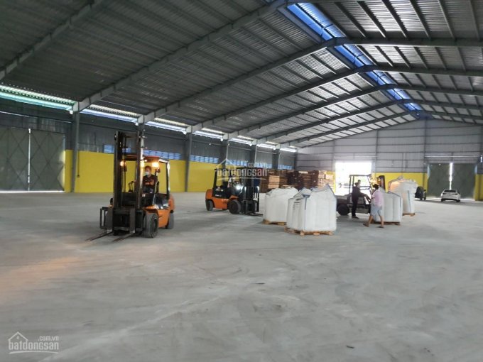Cho thuê kho, nhà xưởng DT 50000m2 trong khuôn viên 80000m2, góc hai mặt tiền tại KCN Biên Hòa 1