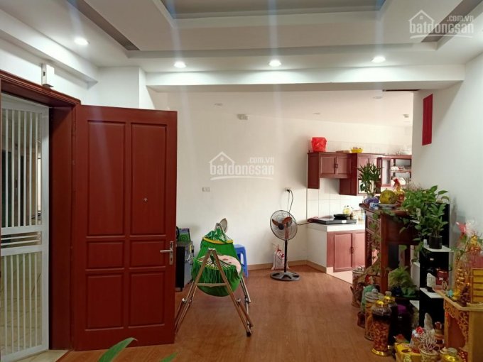 Chính chủ bán căn hộ 3 phòng ngủ tòa OCT Bắc Linh Đàm - căn góc đẹp thoáng - sổ cc 86m2 - 18.6tr/m2