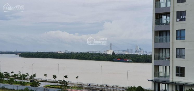 Cần bán căn 2PN DT lớn 96m2, tầng trung thấp, view nhìn trực diện sông SG căn góc. Giá bán 7.2 tỷ