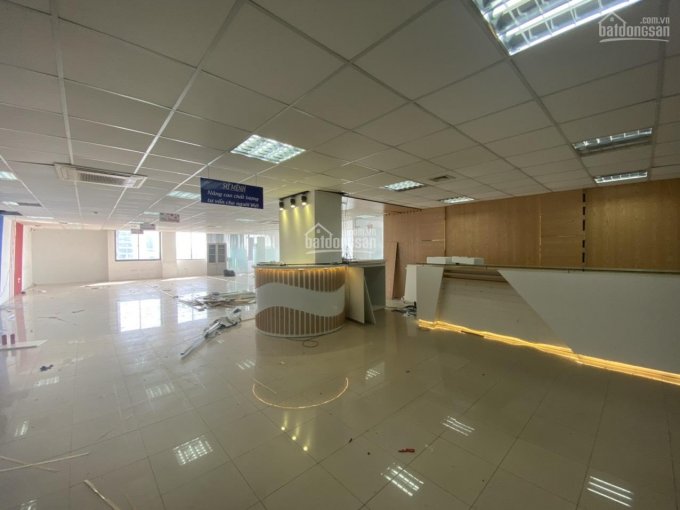 BQL toà nhà Toyota Thanh Xuân cho thuê văn phòng. LH 0388189389, diện tích sàn: 955m2