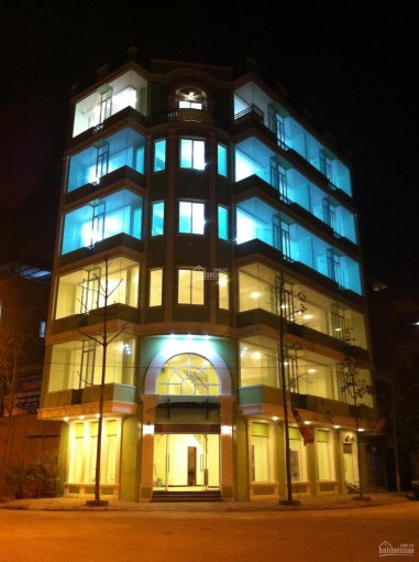 Tòa nhà văn phòng có quán cà phê tại Mỗ Lao, giá 3,5 triệu/tháng, trả tiền hàng tháng, xuất VAT