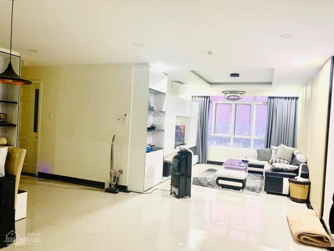 Bán gấp giá rẻ căn hộ 3PN Giai Việt Q8 nội thất siêu đẹp, view siêu sang, cực thoáng mát có sổ hồng