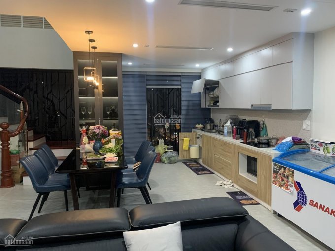 Bán penthouse thông tầng chung cư ngay quận ủy Hà Đông dt 191m2, 4.8 tỷ thu về