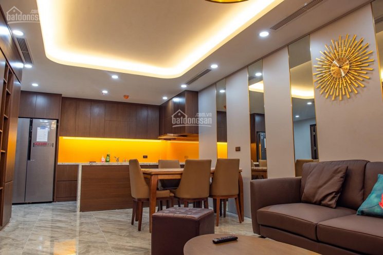 Cắt lỗ 3PN /111m2 full nội thất đẹp, tầng cao (1 căn view ĐN view Hồ Tây, 1 căn ĐB view sông Hồng)