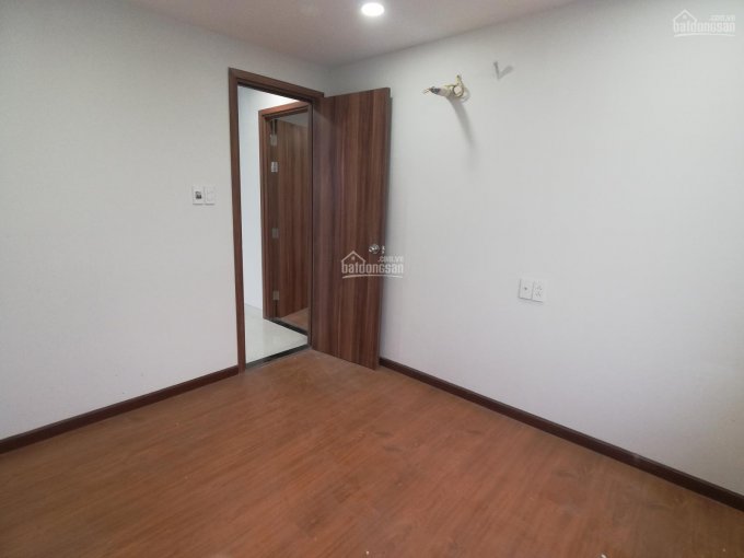 Bán gấp căn 2PN 56m2 Samsora Riverside, giá bán 1250tr, sang tên sổ hồng. LH: 09444.755.33 Quỳnh