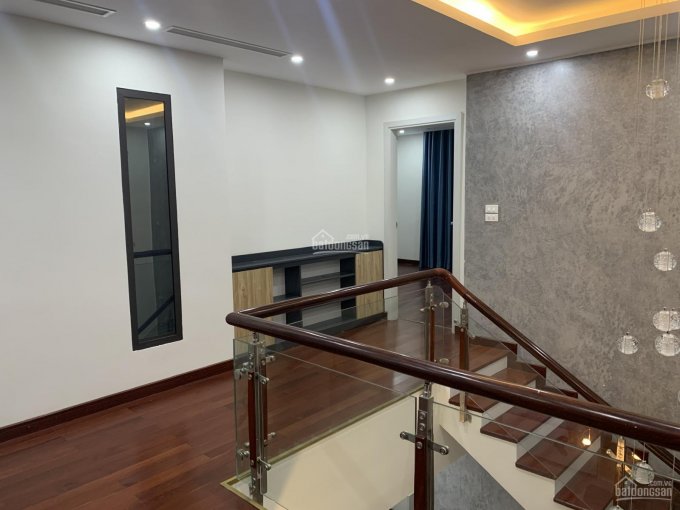 Bán penthouse thông tầng chung cư ngay quận ủy Hà Đông dt 191m2, 4.8 tỷ thu về