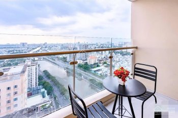 Bán căn hộ Gold View Bến Vân Đồn Q.4, 92m2 2PN giá 4.3 tỷ full NT, view sông, LH: 0938382522 Văn