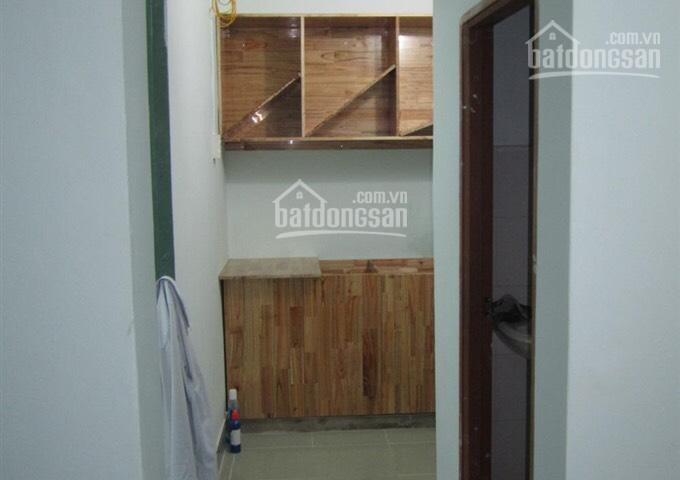 Bán chung cư Xóm Cải đường Nguyễn Trãi, Quận 5, TP. HCM