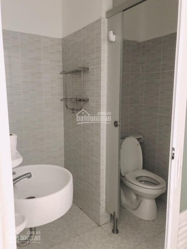 Cho thuê căn hộ EHome 3 1PN 1WC, 5 triệu/tháng, nhận nhà ngay. LH 0938 990 002