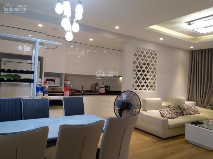 Cho thuê căn hộ Léman Luxury Apartments, 75m2, 2PN đủ nội thất cao cấp, chỉ 23tr/th vào ở ngay