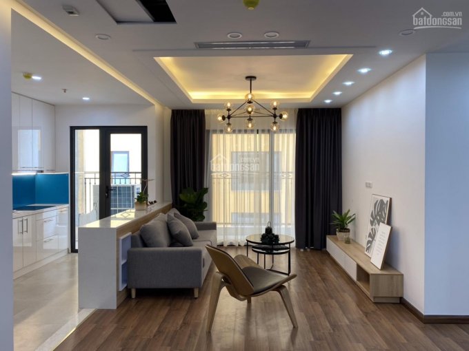 Cho thuê căn hộ cao cấp tại chung cư D2 Giảng Võ, Ba Đình, 118m2, 3PN view hồ, giá 15 triệu/tháng