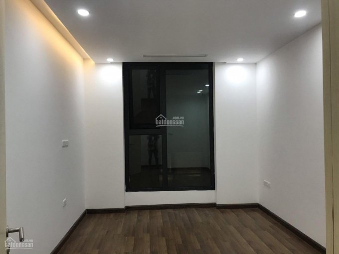 Cho thuê gấp căn hộ chung cư Liễu Giai Tower - 26 Liễu Giai 110m2, 3PN, đồ cơ bản, chỉ 15 triệu/th