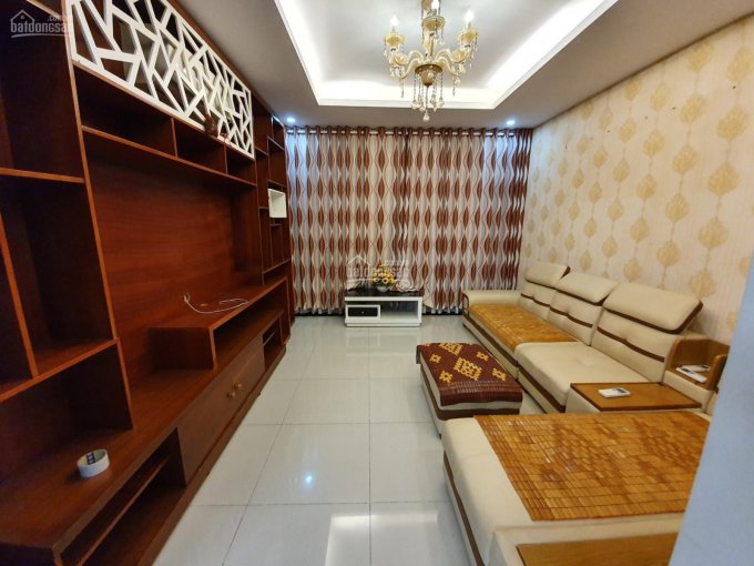 Cho thuê căn hộ Giai Việt - Hoàng Anh Q.8, DT 115m2, 2PN, 2WC, có nội thất đẹp, giá 11.5 tr/tháng
