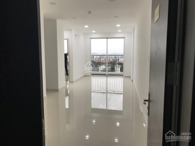 Cần bán gấp căn hộ chung cư Richstar Tân Phú, DT: 65m2, 2PN, 2WC, NTCB. 2,6tỷ. 0933033468 Thái