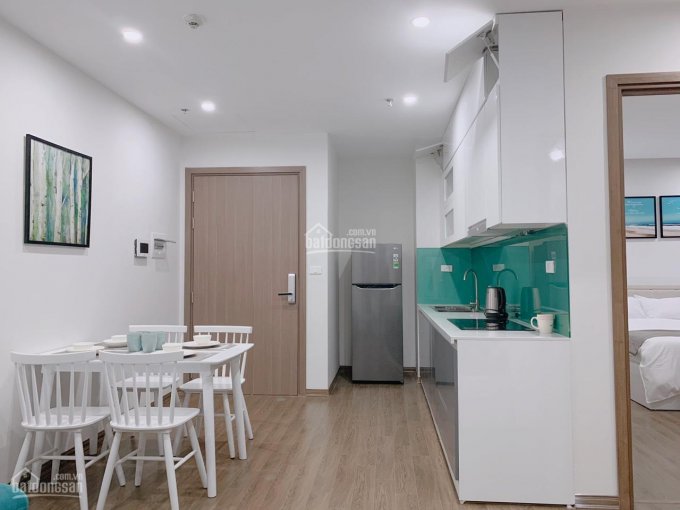 (Ở luôn) cho thuê căn hộ 2 PN nội thất sang trọng, tầng hướng thoáng mát rẻ nhất Vinhomes Greenbay