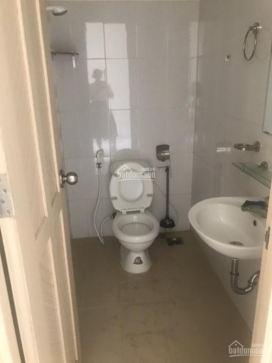 Bán căn hộ trung tâm Hóc Môn, 50m2, 2PN, WC, giá 1.05 tỷ: 0938645778