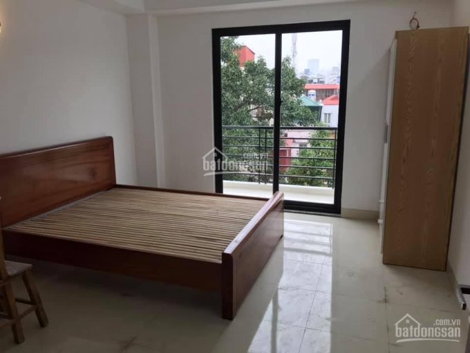 Chính chủ cho thuê chung cư đầy đủ điều hòa giường tủ DT 35m2 ngõ 165 phố chợ Khâm Thiên, La Thành