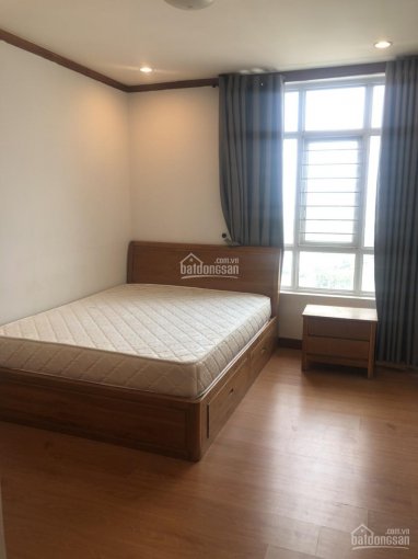Cho thuê căn hộ chung cư Giai Việt Q. 8 có 3 phòng ngủ, dt 150 m2 giá 14 tr/th, đầy đủ nội thất